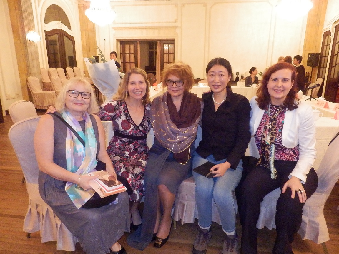 writers Edna Shemesh, Jennifer Haigh, Malgorzata Budzynska, Sun Wei and Núria Añó